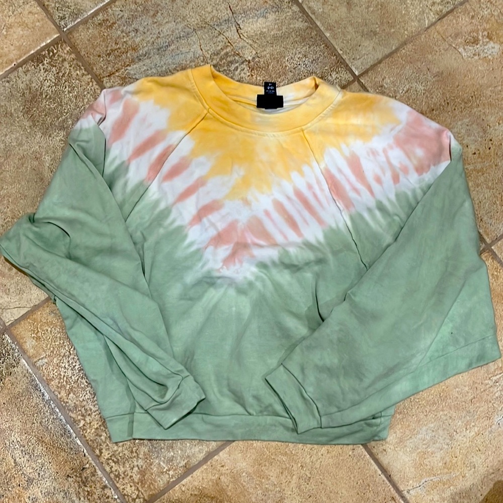 Cropped sweatshirt